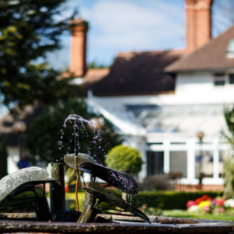 Close up of the fountain at the front of the mercure hull grange park hotel