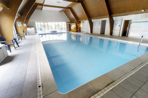 The swimming pool at the mercure hull grange park hotel feel good health club